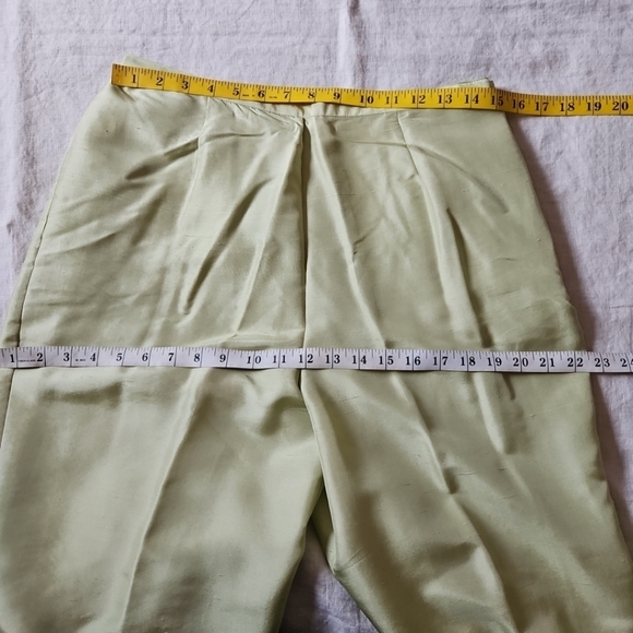 Studio JPR Silk Light Green Trousers Pants Tapered Leg Size 12 - Picture 3 of 16